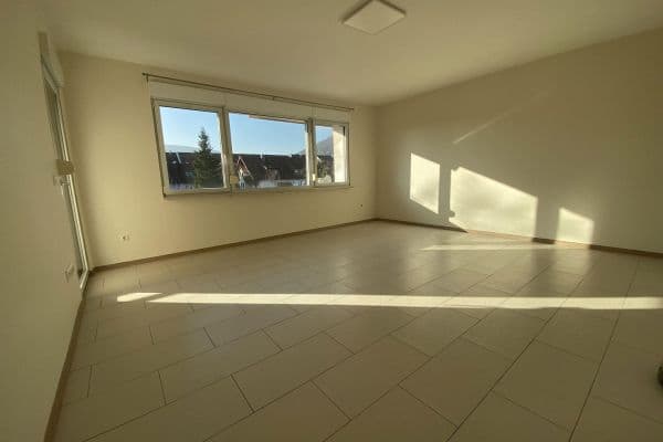 Pronájem bytu 3+1 76 m², Kleinheubach Pronájem bytu 3+1 76 m², Kleinheubach