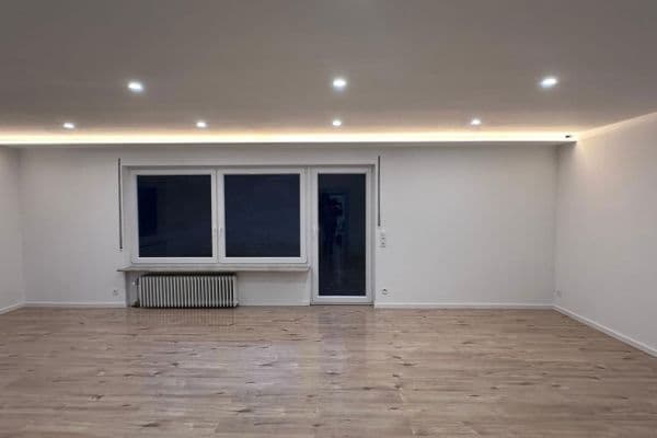 Pronájem bytu 2+1 76 m², Kirchstr. 12, Deizisau Pronájem bytu 2+1 76 m², Kirchstr. 12, Deizisau