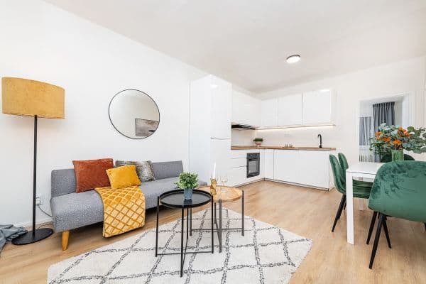 Prodej bytu 3+kk 57 m², Hostýnská, Praha Prodej bytu 3+kk 57 m², Hostýnská, Praha