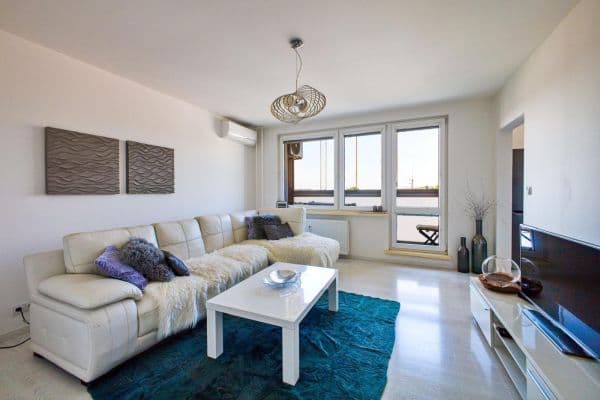 Prodej bytu 3+1 69 m², Česká, Zlín Prodej bytu 3+1 69 m², Česká, Zlín