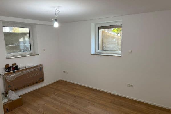 Pronájem bytu 2+1 60 m², Pilziggrundstrasse 66, Würzburg Pronájem bytu 2+1 60 m², Pilziggrundstrasse 66, Würzburg