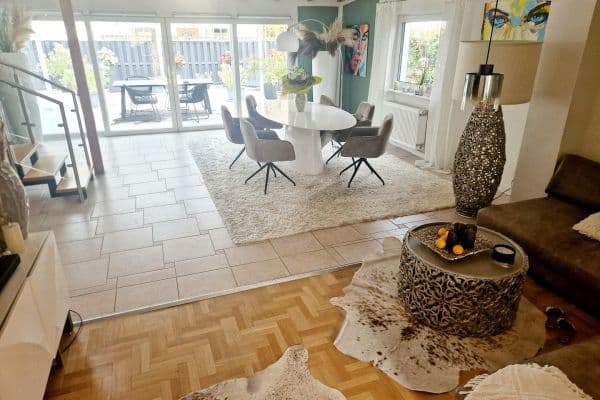 Prodej domu 200 m², pozemek 451 m², Mainz, Porýní-Falc Prodej domu 200 m², pozemek 451 m², Mainz, Porýní-Falc