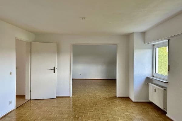 Pronájem bytu 3+kk 98 m², Saarbrücken Pronájem bytu 3+kk 98 m², Saarbrücken