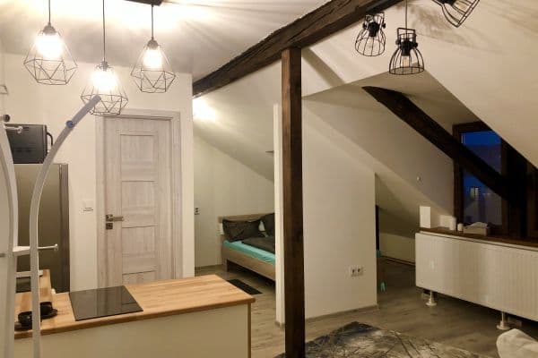 Pronájem bytu Garsoniéra 36 m², U Vršovického nádraží, Praha Pronájem bytu Garsoniéra 36 m², U Vršovického nádraží, Praha