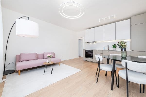 Prodej bytu 2+kk 47 m², Biskupcova, Praha Prodej bytu 2+kk 47 m², Biskupcova, Praha