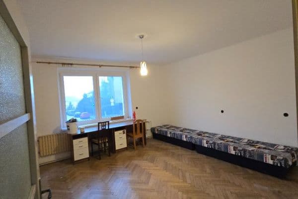 Pronájem bytu 3+1 100 m², Vážného, Brno Pronájem bytu 3+1 100 m², Vážného, Brno