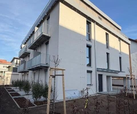 Pronájem bytu 1+1 22 m², Anton-Bruckner-Str. 1, Erlangen Pronájem bytu 1+1 22 m², Anton-Bruckner-Str. 1, Erlangen