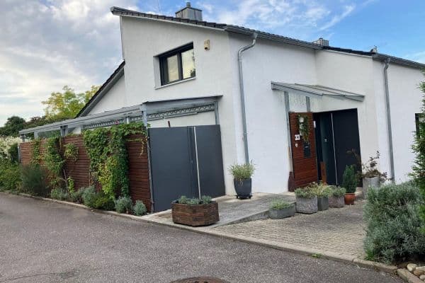 Prodej domu 131 m², pozemek 328 m², Neckarsulm Prodej domu 131 m², pozemek 328 m², Neckarsulm