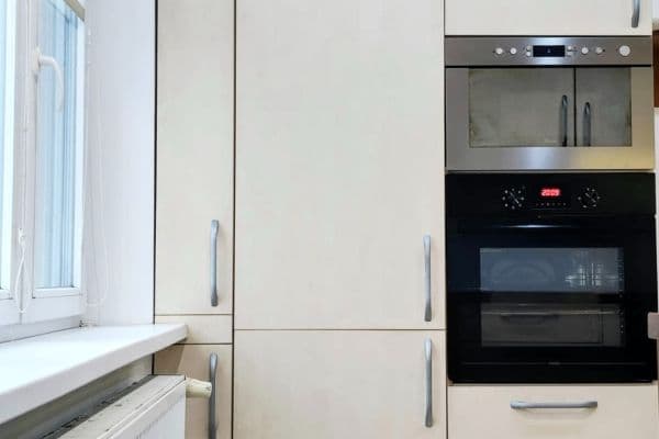 Prodej bytu 2+1 53 m², Evropská, Praha Prodej bytu 2+1 53 m², Evropská, Praha