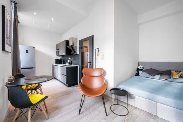 Prodej bytu 1+kk 26 m², náměstí Dr. Václava Holého, Praha Prodej bytu 1+kk 26 m², náměstí Dr. Václava Holého, Praha