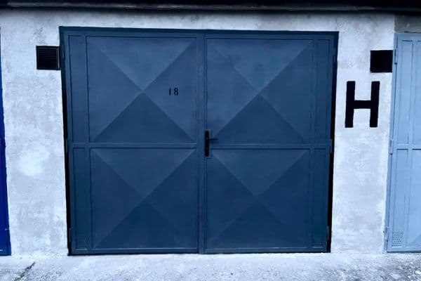 Prodej garáže 19 m², Jana Zajíce, Pardubice, Pardubický kraj Prodej garáže 19 m², Jana Zajíce, Pardubice, Pardubický kraj