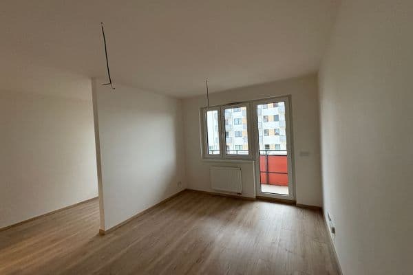 Pronájem bytu 1+kk 32 m², Fabiánové, Praha Pronájem bytu 1+kk 32 m², Fabiánové, Praha