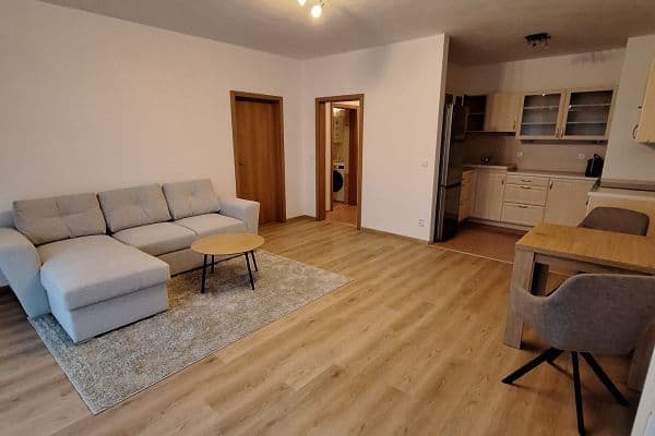 Pronájem bytu 2+kk 54 m², gen. Píky, Olomouc Pronájem bytu 2+kk 54 m², gen. Píky, Olomouc
