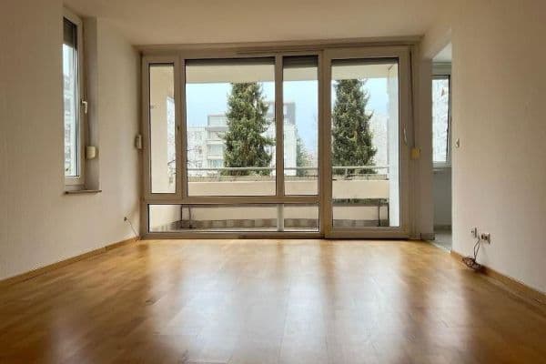 Prodej bytu 3+1 80 m², Rosenheimer Landstr. 122, Ottobrunn, Bavorsko Prodej bytu 3+1 80 m², Rosenheimer Landstr. 122, Ottobrunn, Bavorsko