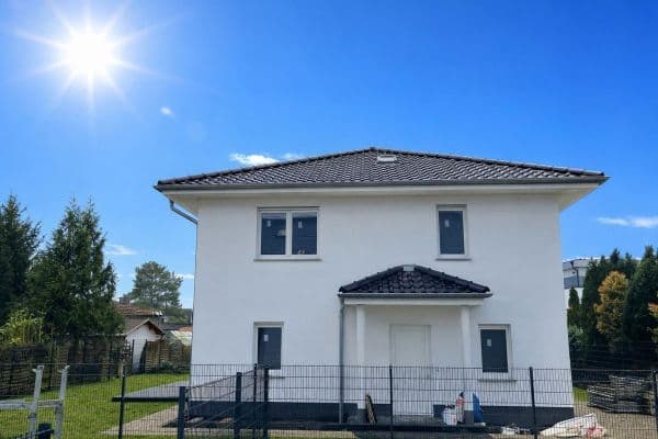 Prodej domu 154 m², pozemek 430 m², Berlin, Berlín Prodej domu 154 m², pozemek 430 m², Berlin, Berlín