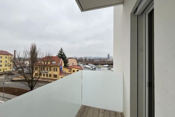 Pronájem bytu 3+kk 63 m², Komárovská, Brno Pronájem bytu 3+kk 63 m², Komárovská, Brno