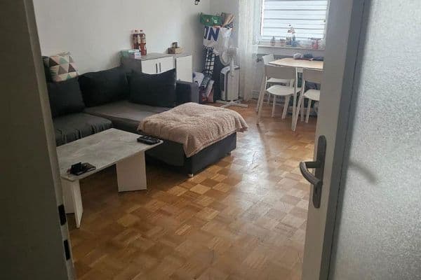 Pronájem bytu 1+1 37 m², Goethestraße 3, Nürnberg, Bavorsko Pronájem bytu 1+1 37 m², Goethestraße 3, Nürnberg, Bavorsko