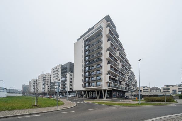 Prodej bytu 3+kk 69 m², Zvěřinova, Praha Prodej bytu 3+kk 69 m², Zvěřinova, Praha
