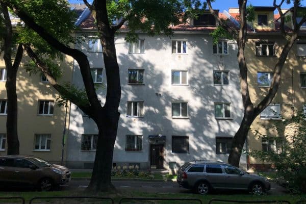 Pronájem bytu 3+1 62 m², Kvačalova, Bratislava Pronájem bytu 3+1 62 m², Kvačalova, Bratislava