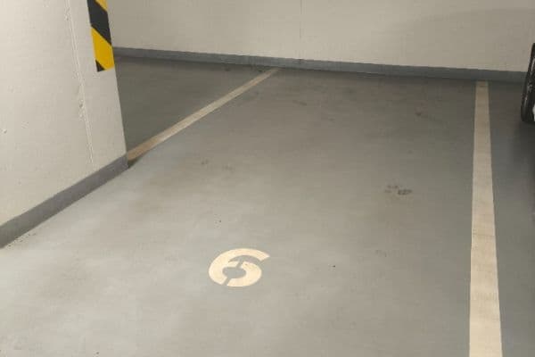 Pronájem garáže 15 m², V Mezihoří, Praha Pronájem garáže 15 m², V Mezihoří, Praha