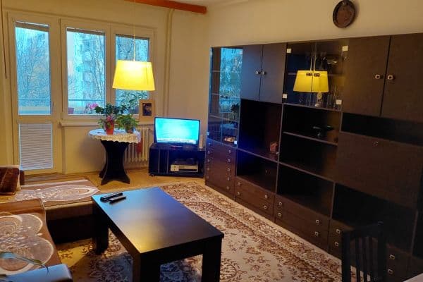 Pronájem bytu 3+1 67 m², Mesačná, Bratislava Pronájem bytu 3+1 67 m², Mesačná, Bratislava