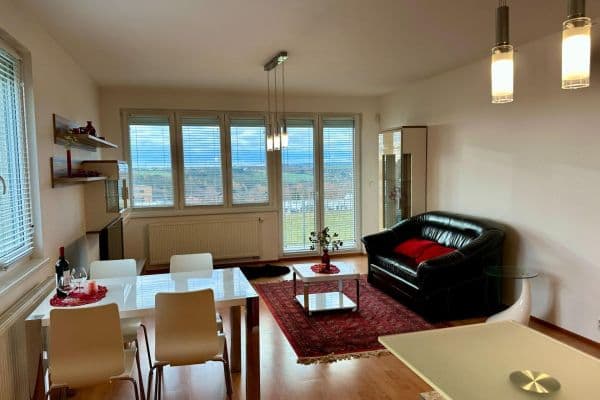 Pronájem bytu 3+kk 88 m², Radouňova, Praha Pronájem bytu 3+kk 88 m², Radouňova, Praha