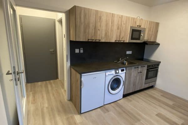 Pronájem bytu 1+kk 22 m², Sokolova, Brno Pronájem bytu 1+kk 22 m², Sokolova, Brno