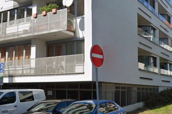 Pronájem garáže 14 m², Kopečná, Brno Pronájem garáže 14 m², Kopečná, Brno