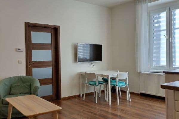 Pronájem bytu 2+kk 60 m², Cyrila Boudy, Kladno Pronájem bytu 2+kk 60 m², Cyrila Boudy, Kladno
