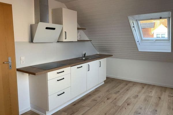 Pronájem bytu 3+1 80 m², Ebersbach Pronájem bytu 3+1 80 m², Ebersbach