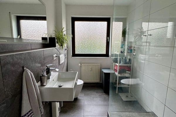 Pronájem bytu 3+1 81 m², Dormagen Pronájem bytu 3+1 81 m², Dormagen