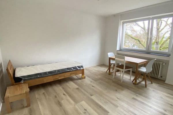 Pronájem bytu 1+1 29 m², Karlsruhe, Bádensko-Württembersko Pronájem bytu 1+1 29 m², Karlsruhe, Bádensko-Württembersko