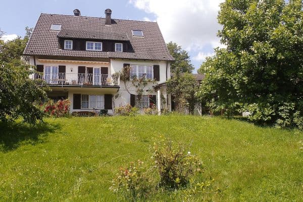 Prodej domu 326 m², pozemek 1.366 m², Nellinger Straße 47, Stuttgart, Bádensko-Württembersko Prodej domu 326 m², pozemek 1.366 m², Nellinger Straße 47, Stuttgart, Bádensko-Württembersko