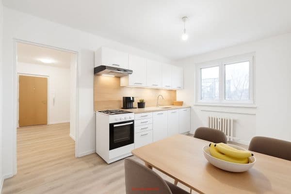Pronájem bytu 1+1 45 m², Jana Švermy, Pronájem bytu 1+1 45 m², Jana Švermy,