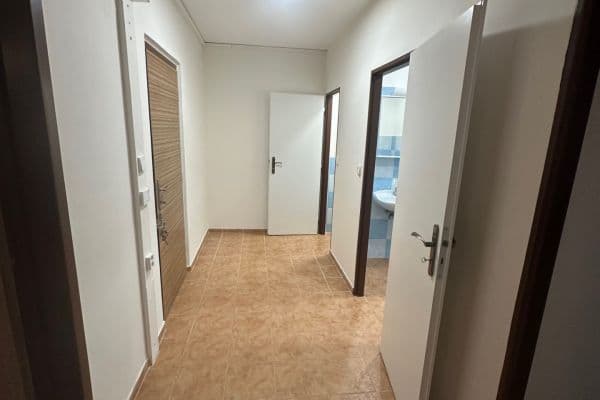 Pronájem bytu 3+kk 68 m², Křejpského, Praha 11 Pronájem bytu 3+kk 68 m², Křejpského, Praha 11