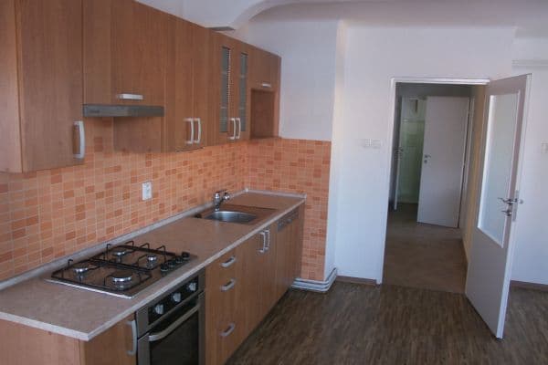 Pronájem bytu 3+1 118 m², Vilibalda Svobody, Skuteč Pronájem bytu 3+1 118 m², Vilibalda Svobody, Skuteč