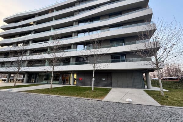 Pronájem kanceláře 57 m², Karolinská, Praha 8 Pronájem kanceláře 57 m², Karolinská, Praha 8