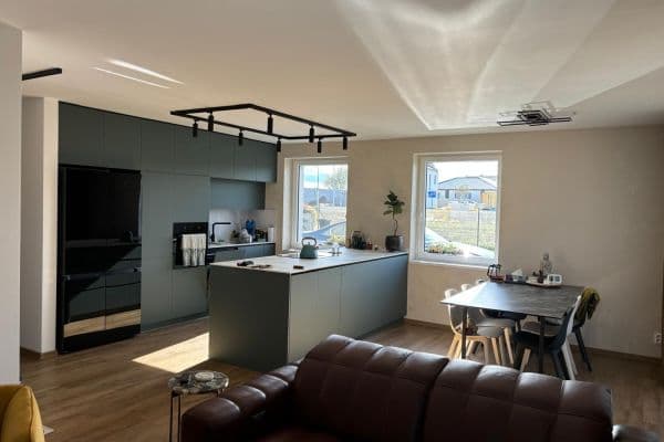 Pronájem domu 137 m², pozemek 200 m², Tursko Pronájem domu 137 m², pozemek 200 m², Tursko