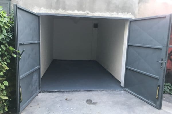 Pronájem garáže 20 m², Zelinářská, Praha 4 Pronájem garáže 20 m², Zelinářská, Praha 4