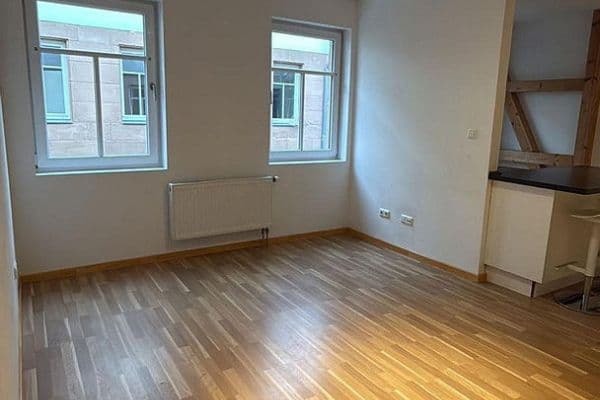 Pronájem bytu 2+1 68 m², Schwabacher Straße 3, Fürth, Bavorsko Pronájem bytu 2+1 68 m², Schwabacher Straße 3, Fürth, Bavorsko