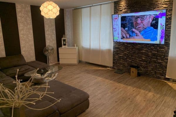 Pronájem bytu 3+1 85 m², Am Emmersberg 43, Saarbrücken, Země Sársko Pronájem bytu 3+1 85 m², Am Emmersberg 43, Saarbrücken, Země Sársko