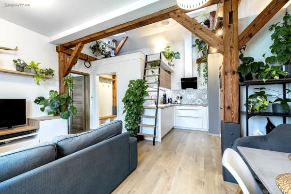 Pronájem bytu 2+kk 47 m², Kotlaska, Praha Pronájem bytu 2+kk 47 m², Kotlaska, Praha