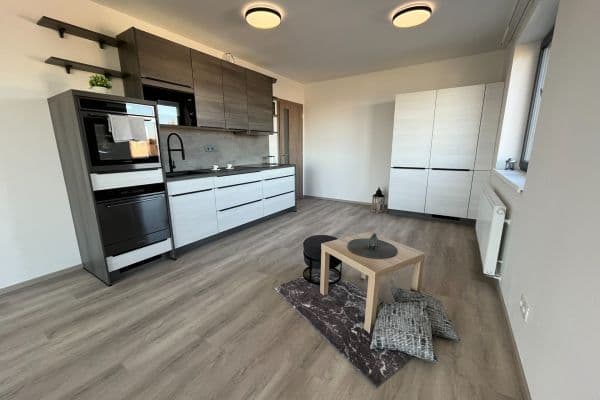 Pronájem bytu 2+kk 52 m², Plk. Loudy, Kutná Hora, Středočeský kraj Pronájem bytu 2+kk 52 m², Plk. Loudy, Kutná Hora, Středočeský kraj