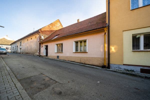 Prodej domu 75 m², pozemek 93 m², Komenského, Prodej domu 75 m², pozemek 93 m², Komenského,