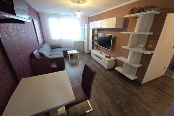 Pronájem bytu 2+kk 42 m², Mendelova, Praha Pronájem bytu 2+kk 42 m², Mendelova, Praha