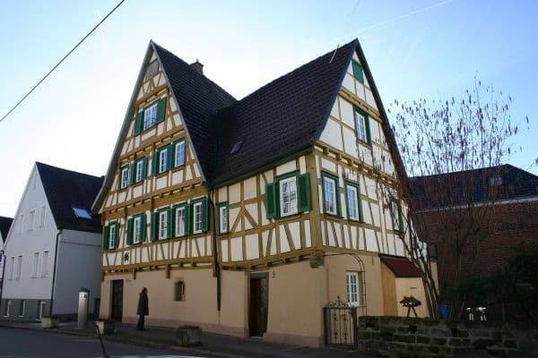 Pronájem bytu 3+kk 127 m², Strümpfelbacher Str. 7a, Stuttgart Pronájem bytu 3+kk 127 m², Strümpfelbacher Str. 7a, Stuttgart