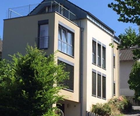 Pronájem bytu 2+1 51 m², Siegburg Pronájem bytu 2+1 51 m², Siegburg