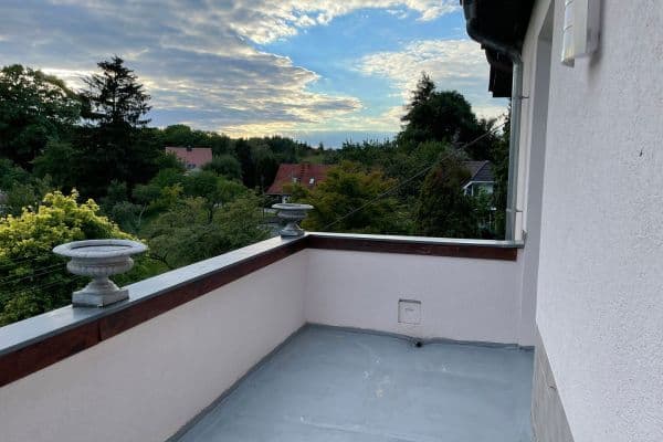 Pronájem bytu 3+1 85 m², Fördergersdorfer Str. 12 - Zufahrt Bergstraße 21, Tharandt Pronájem bytu 3+1 85 m², Fördergersdorfer Str. 12 - Zufahrt Bergstraße 21, Tharandt