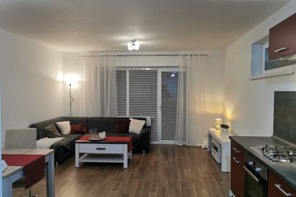 Pronájem bytu 2+kk 57 m², K Remízku, Plzeň Pronájem bytu 2+kk 57 m², K Remízku, Plzeň