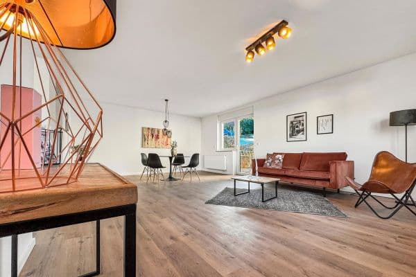 Prodej domu 186 m², pozemek 365 m², Friedrich-Fröbel-Str. 16, Hochspeyer Prodej domu 186 m², pozemek 365 m², Friedrich-Fröbel-Str. 16, Hochspeyer